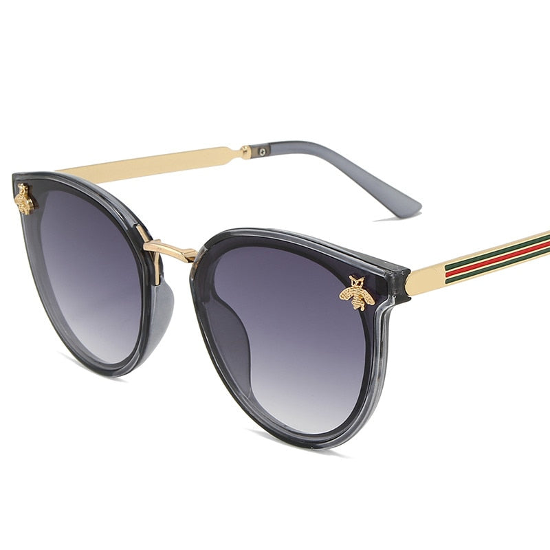 Bee Fashion Women Sunglasses Oculos Retro