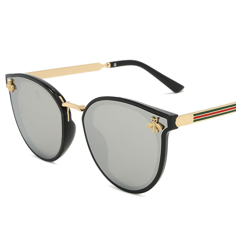 Bee Fashion Women Sunglasses Oculos Retro