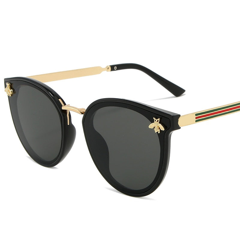 Bee Fashion Women Sunglasses Oculos Retro